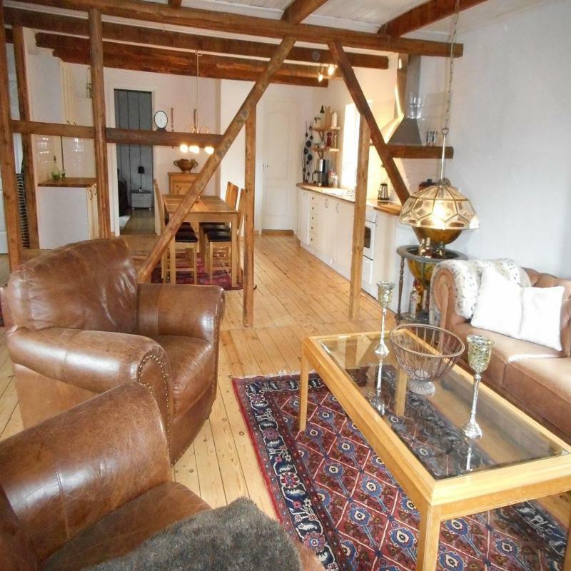 Rostanga Vacation Apartments Bagian luar foto